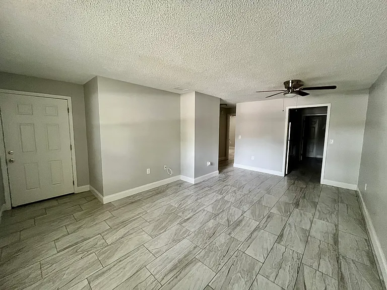 1615 Crystal Park Cir #1615 — Photo 8