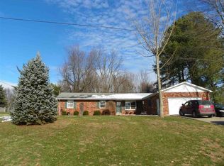6285 Trace Chain Dr, Henderson, KY 42420