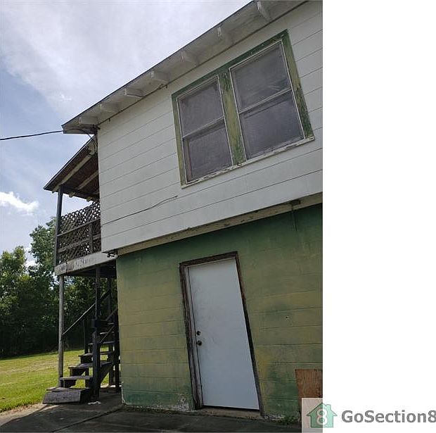 2nd image of 2452 S 4th St