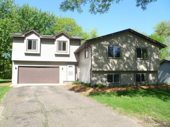 7305 York Ave N, Brooklyn Park, MN 55443