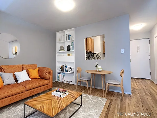 412 W 25th St #5F — Photo 3
