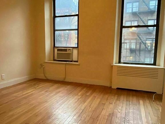 4th image of 231 E 81st St APT 4A