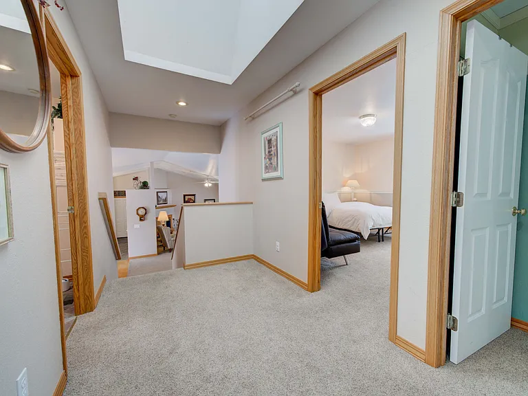 402 S Yellowstone Ave — Photo 25
