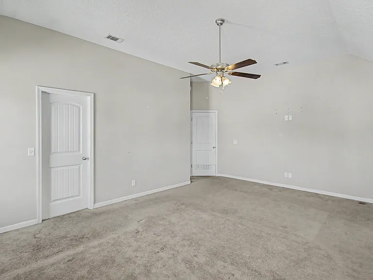 976 Oak Crest Dr — Photo 35