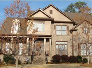 913 Persimmon Pl, Hoover, AL 35226