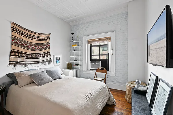 Rented by Douglas Elliman | media 5