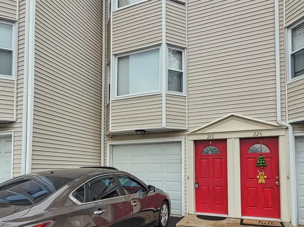 226 Indian Avenue #226, Bridgeport, CT 06606
