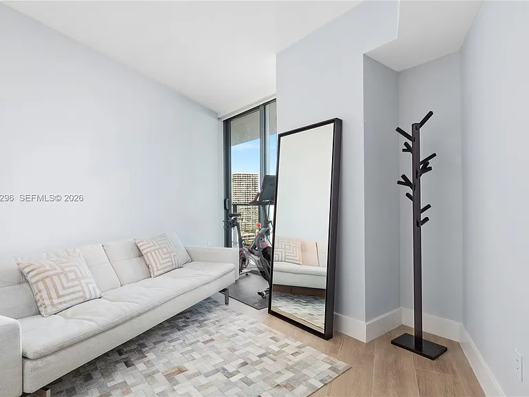 501 NE 31st St #1710 — Photo 14
