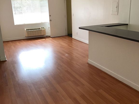 3rd image of 5185 NE 2nd Ave #101