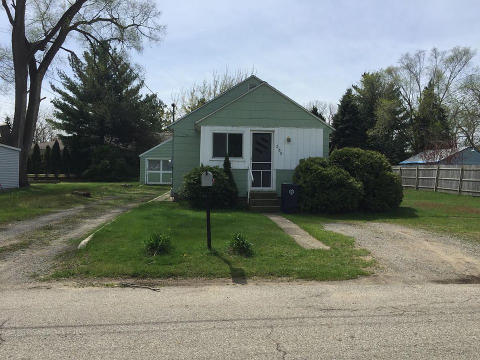 1st image of 260 W 36th St