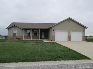948 W 4th St W, Aviston, IL 62216