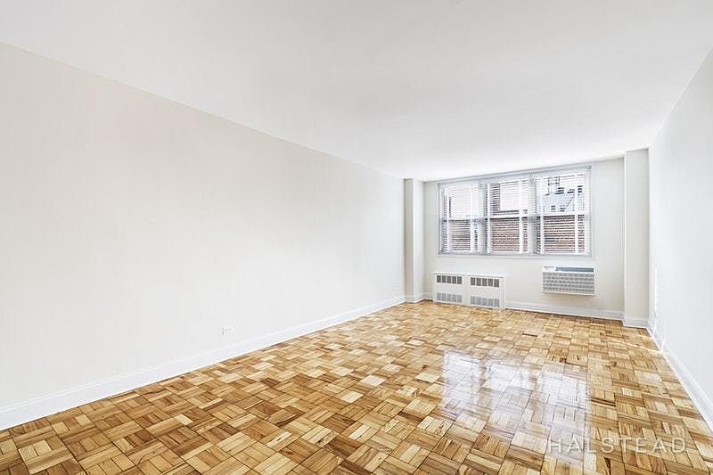 1st image of 222 E 19th St APT 5J