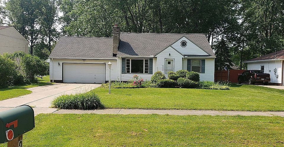 1st image of 27491 Dunford Ave