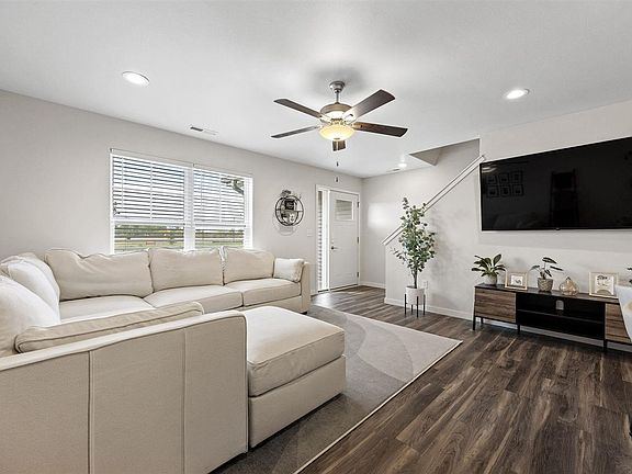 5th image of 2283 Eversull Ln