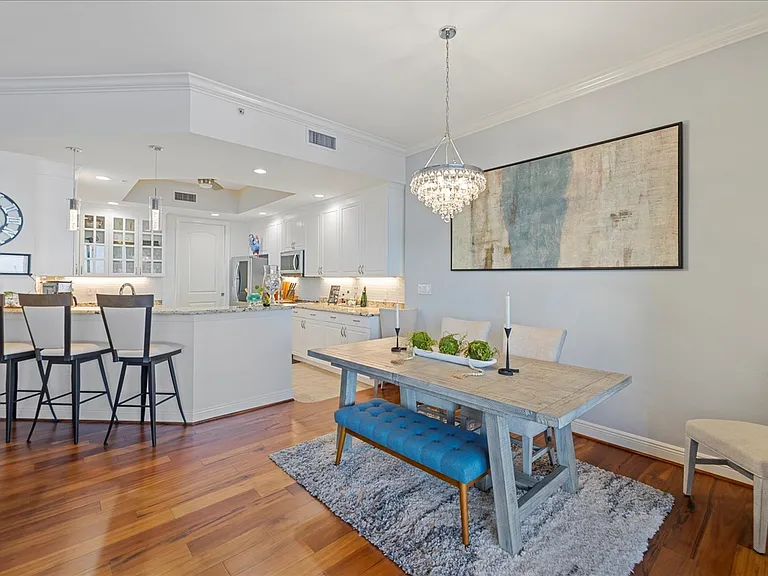 2104 W 1st St #2503 — Photo 9