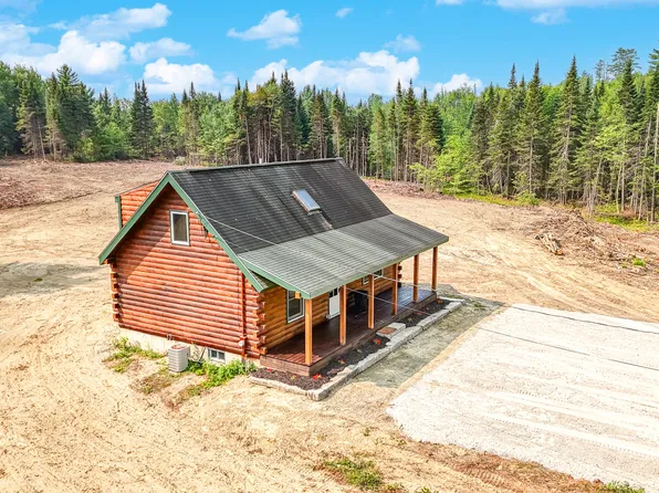 745 Whittier Road, Farmington, ME 04938
