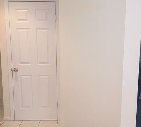 3rd image of 418 Central Ave