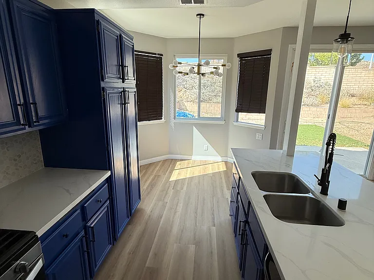 711 Canterbury Cir — Photo 33