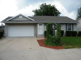 612 Day Spring Ct, Middlebury, IN 46540