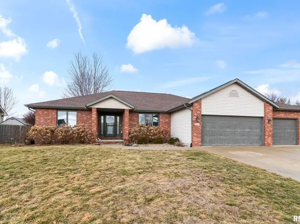 5217 Manhattan Dr, Springfield, IL 62711