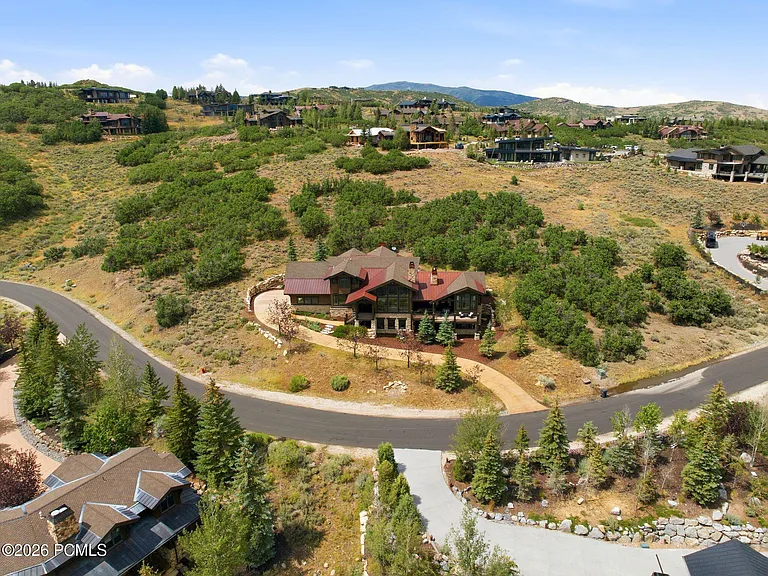8235 N Sunrise Loop — Photo 3