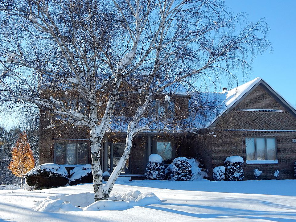 1st image of 7646 E Lake Dr