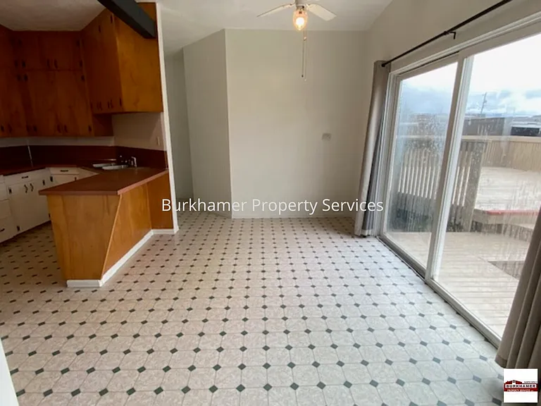 1315 W Young St — Photo 7