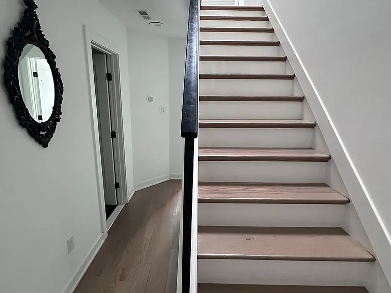 2034 E Hazzard St — Photo 11