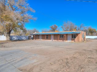 1863 Five Points Rd SW, Albuquerque, NM 87105