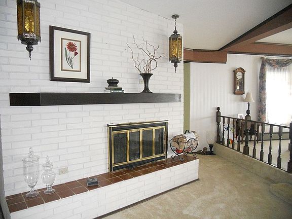 Formal Living Rm