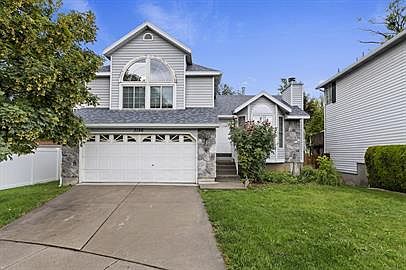 1st image of 3156 E Park Ct