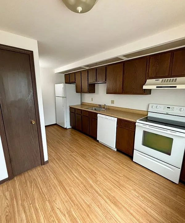 21 Barton Ct #4