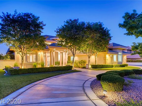 2nd image of 9812 Winter Palace Dr