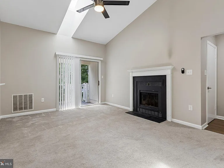 2789 Bordeaux Pl — Photo 3