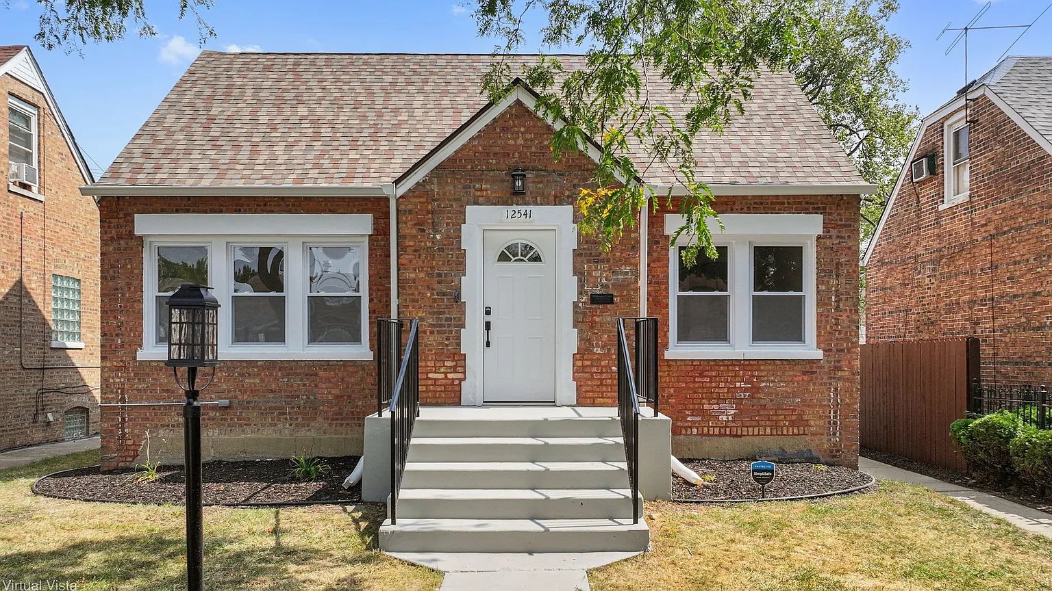 12541 S Union Ave photo 1