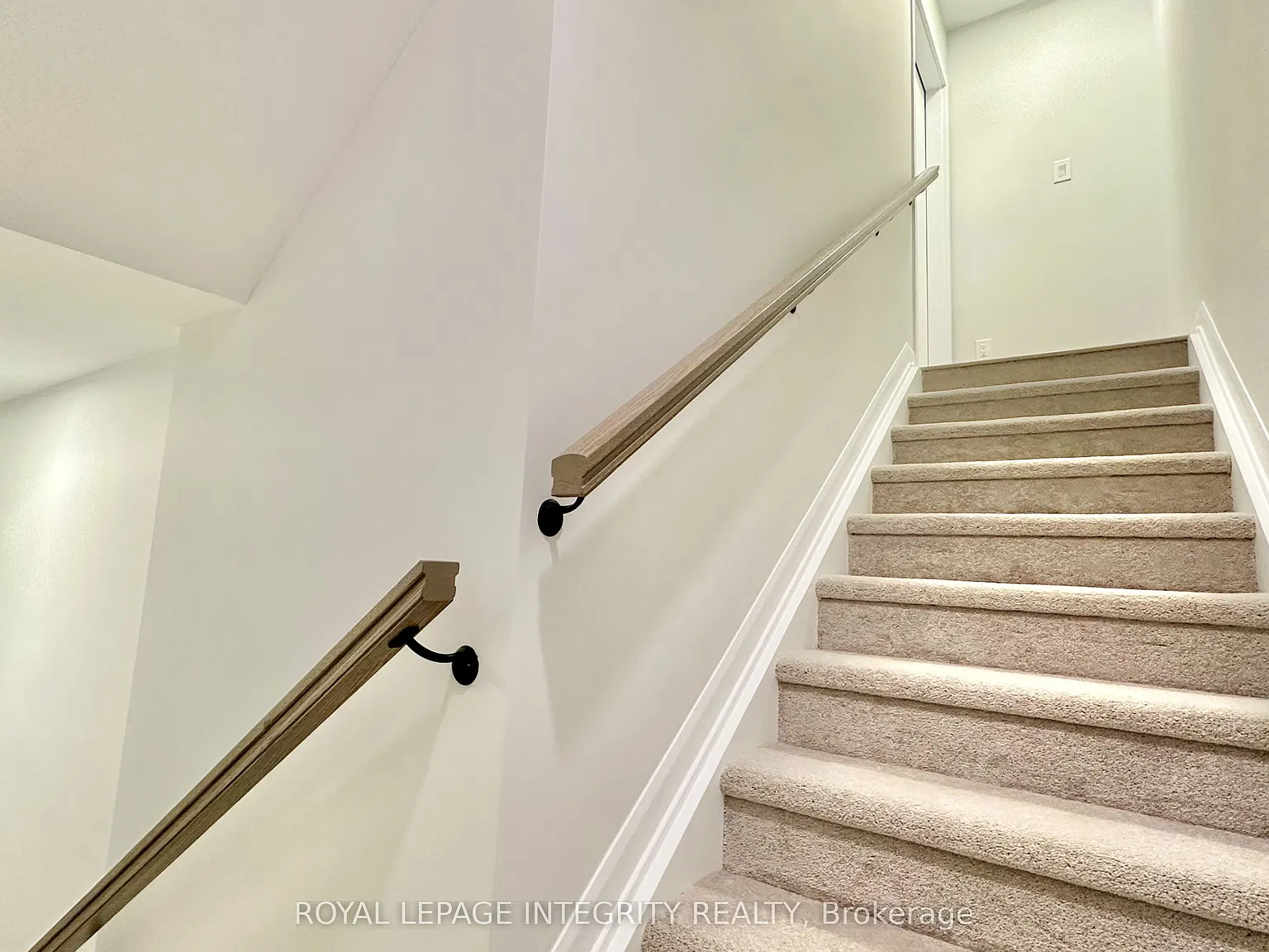 2 bed, $2,300 — Photo 3