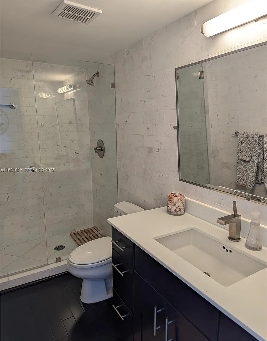 2 bed, 1289 sqft, $7,450 — Photo 3
