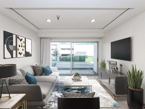 702 S Serrano Ave APT 204, Los Angeles, CA 90005