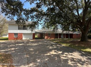 13524 Scruggs Ln, Biloxi, MS 39532