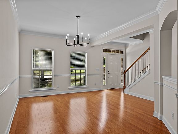 3rd image of 1299 Bridgeton Park Dr