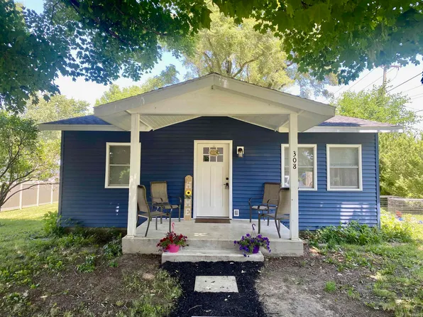 308 W Jackson St, Mentone, IN 46539