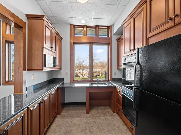 Clubhouse Kitchen