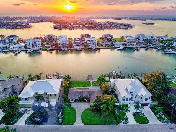 410 Harbor View Ln, Largo, FL 33770