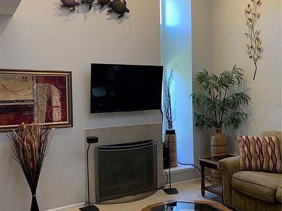 3rd image of 240 Windward Psge APT 503