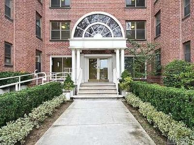 3105 Avenue V APT 5A, Brooklyn, NY, 11229