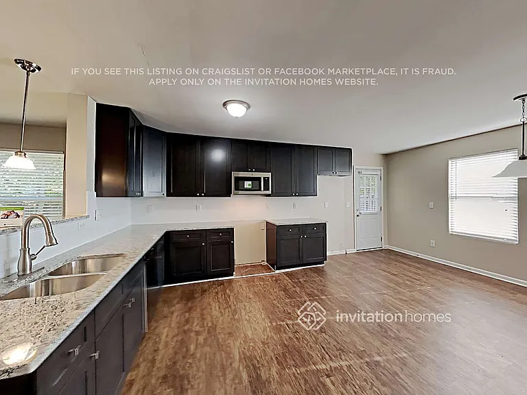 9600 Cayenne Dr — Photo 8