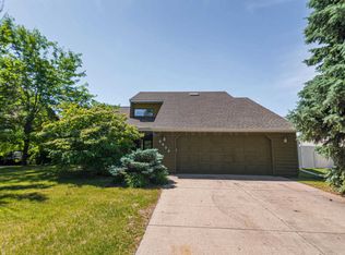 2622 34th Ave S, Fargo, ND 58104