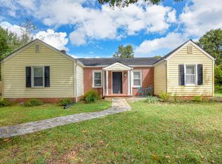 2106 S Hawthorne Rd, Winston Salem, NC 27103