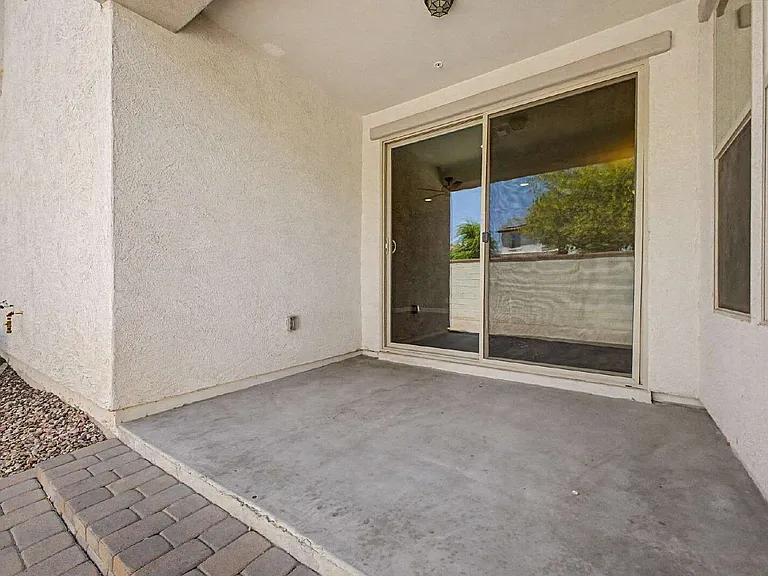 20515 W Maiden Ln — Photo 38