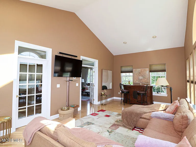 10 Emily Rd — Photo 14